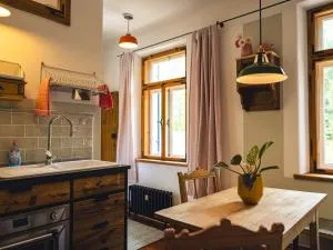 Individuelles Kreativ-Apartment direkt am Kochelsee - شليدورف