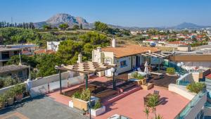 LIVAS Corinth rooftop seaview apartment