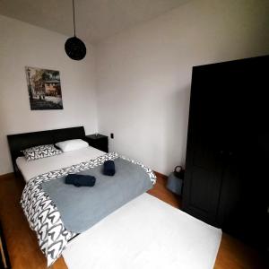 Lucky number 7 Studio