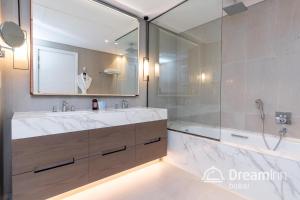 Premium Experience Address Beach Residence - Luxury Apartments