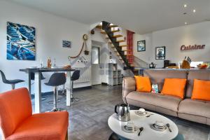 Maisons de vacances LocaLise - M2A - Ty Maen Goulou - Maison avec exterieur entierement clos - Proche du centre et du port - Draps inclus - Animaux bienvenus : photos des chambres