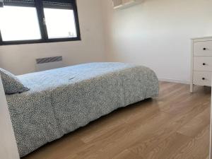 "Echapée Belle" Appart Moderne 4 pers à Velaux - Tout équipé avec terrasse à 15 min plage et aéroport