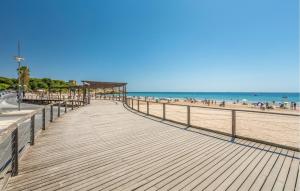 2 Bedroom Awesome Apartment In Deltebre