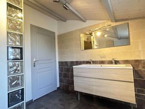 Maisons de vacances Maison neuve pres des dunes avec jardin clos, 3 chambres et tout confort, a 800m de la plage - FR-1-224B-548 : photos des chambres