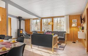 Holiday Home Illeris Farsø Vi