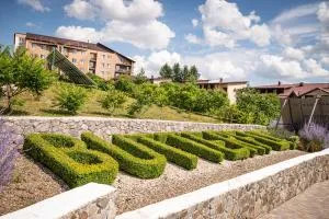 Hotel BUTTERFLY - 赫梅利尼茨基