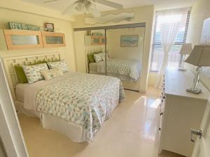 Moon Bay Condo, Paradise Found in Sunny Key Largo, Florida