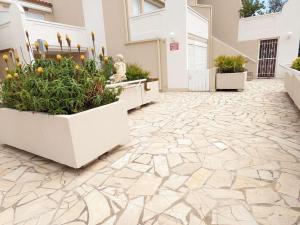 Appartement 7 pers, proche plage et commerces, 3 chambres, parking, wifi en option - FR-1-387-49