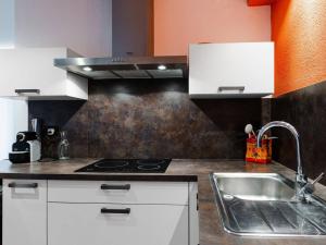 Appartement T3 climatisé avec piscine, balcon, parking, à 400m de la plage - Narbonne-Plage - FR-1-409-30