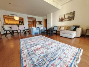 Seaside Serenity Residence Elegant 1BR Escape in Palm Jumeirah by La Buena vida holiday homes