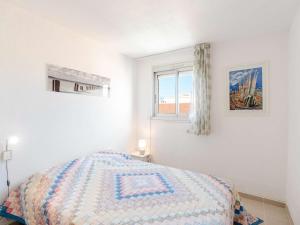 Appartement T2 climatisé avec balcon, parking privé, 4 couchages, centre Narbonne-Plage, proche mer - FR-1-409-65