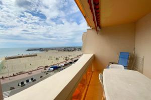 Maisons de vacances Le Traversant- View and seaside with air conditioning! : photos des chambres