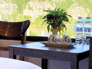 Tam Coc Lion Kings Hotel & Resort