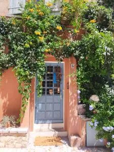 L'Imprévu de Cotignac, Appart' et Duplex au cœur du village - Fox-Amphoux