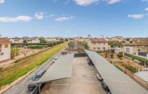 2 Bedroom Awesome Apartment In Deltebre