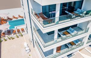 Amazing Apartment In Orebic With Wifi