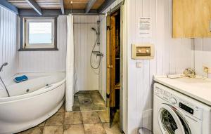 Amazing Apartment In Rechlin With Sauna