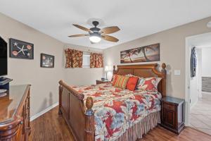 AquaVista Resort 805-W By Book That Condo