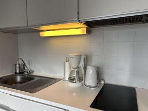 Confortable studio 2 pers. à Montgenèvre, balcon ouest, bien équipé, parking, options WiFi et linge - FR-1-330D-22