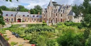 MEUBLE PANORAMIQUE 2 à 6 PERSONNES AU CHÂTEAU DE JALLANGES - Chançay