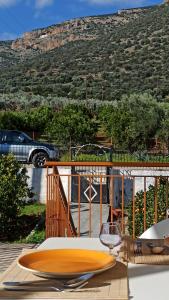OGERA Greek resort house in the mountains