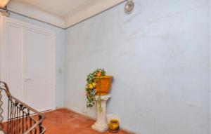 Appartements Nice Apartment In Barjols With Wifi : photos des chambres