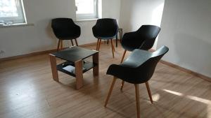 ++++ CENTRAL COSY DUPLEX ++++ A 5 MIN DES REMPARTS ET 12 MIN DE PLACE DALTON A PIEDS