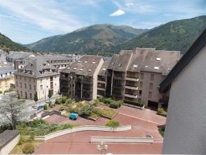 Duplex T3 à Luchon - 6 pers, télécabine, parking, wifi - FR-1-313-164
