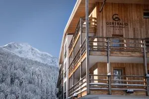 Hotel Gertraud - 索尔达