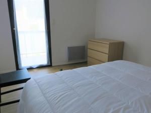 Appartements Appartement renove 2 chambres avec WIFI et parking a Perros-Guirec - FR-1-368-307 : photos des chambres