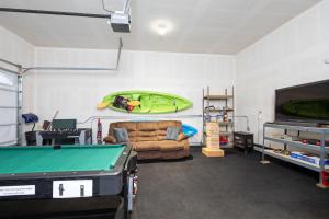 No. 23 Bear City Retreat