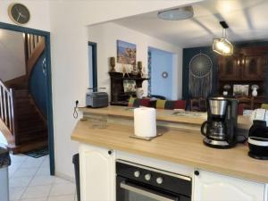 Maisons de vacances Maison avec Jardin, Veranda, WIFI, a 2 km du Port de Perros-Guirec, St Quay-Perros - FR-1-368-313 : photos des chambres