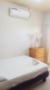 Riveri Salinas BY CHAQANA