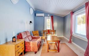 Amazing Home In Bottnaryd With Wifi