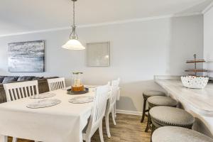 Ocean Isle Beach Condo with Balcony Steps to Shore!