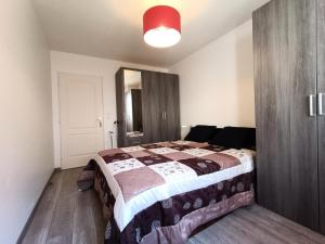 Residence Immocite - Agréable logement avec sa grande agréable terrasse et terrain clos ! MAE-6694