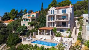 Beachfront villa with private pool in Vela Luka