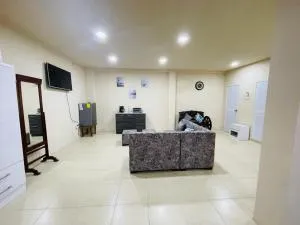 Alex Suite - Montecristi