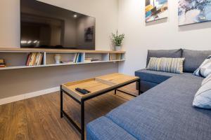 North 21 - Brand New Modern 1BD Apt in Sofia Center by Flat Mаnager