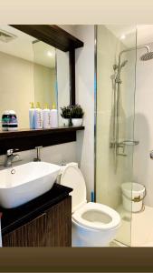 Premium 2bedrooms, Azure Condotel Staycation - beach view