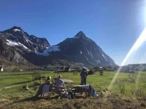 Renovated barn with a view - Kvalnes