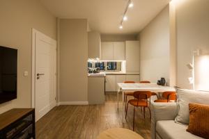 South 22 - Brand New Modern 1BD Apt in Sofia Center by Flat Mаnager