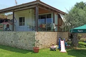 ELVAGO Ιδανική για οικογένεια με 2, 3 ή 4 παιδιά. - Mathés