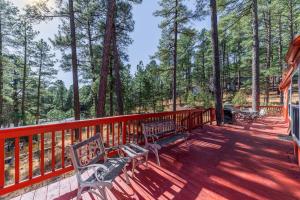 Willow House: 3 Bedrooms, Private Hot Tub, Views!!