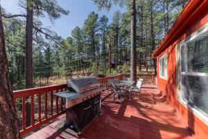 Willow House: 3 Bedrooms, Private Hot Tub, Views!!