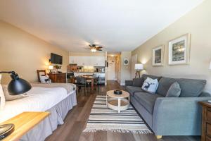 Charming Deluxe Studio wLake View #246 at Donner Lake Village