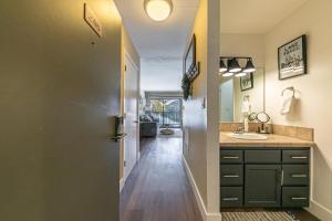 Charming Deluxe Studio wLake View #246 at Donner Lake Village