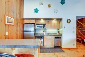 Family Ski Base with Resort Perks Mt Bachelor Condo