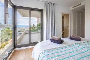 Modern apartment with sea and golf view