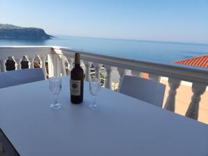 Ionian Sunrise Suites